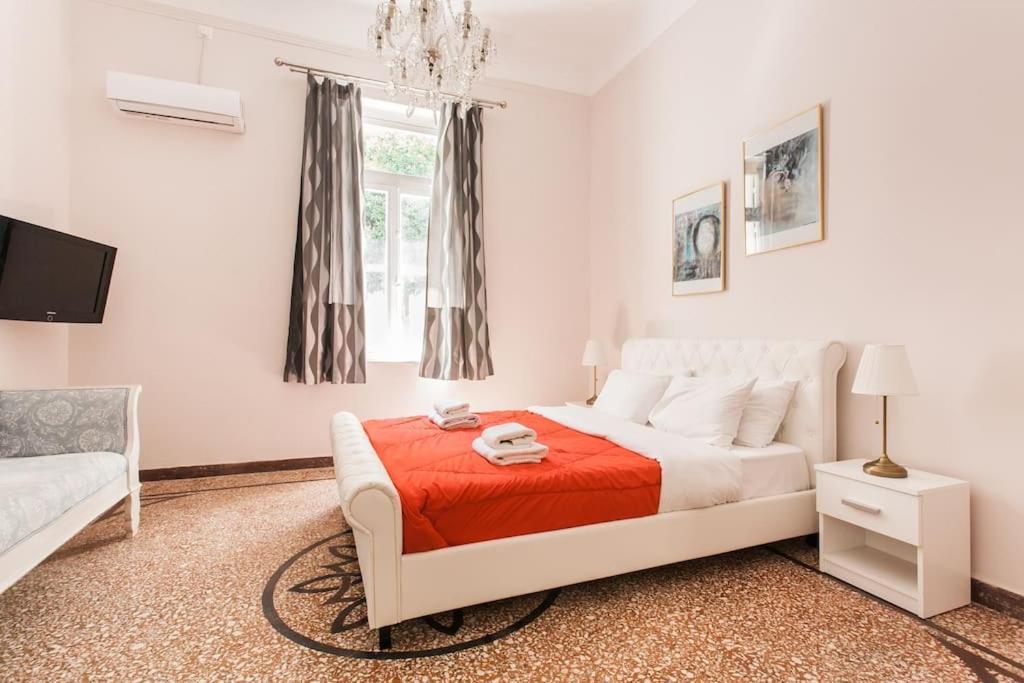 Apartamento Splendid Full 5Bdr/3Bath/2Kitchens Mansion In Ath Atenas Exterior foto
